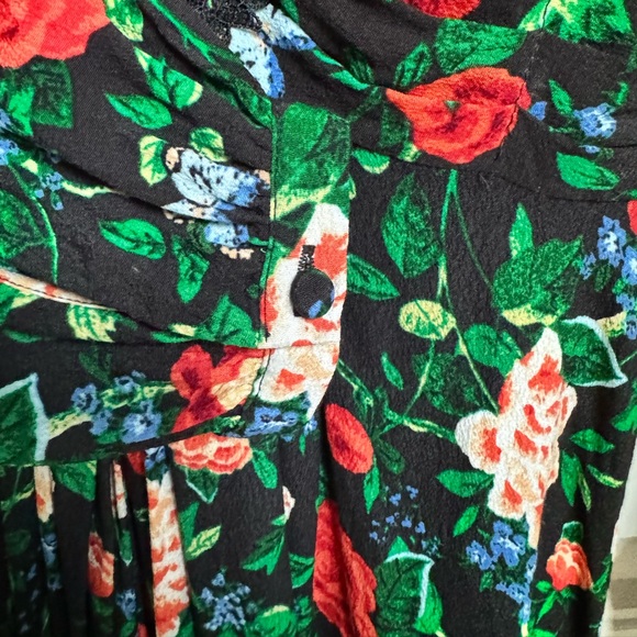 By Anthropologie Lacy V-Neck Mini Dress in Black Floral. Size 4 - Picture 6 of 9